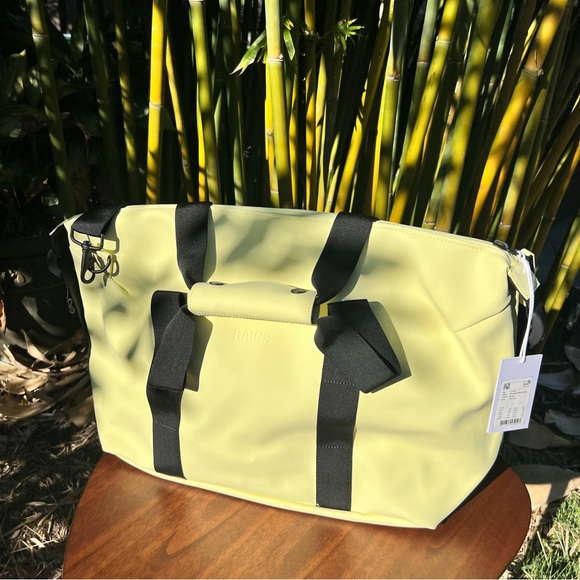 RAINS WEEKEND BAG small 🔥NWT🔥 straw - Picture 4 of 10